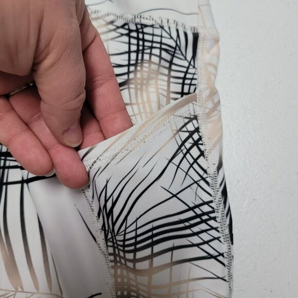 Nux Level Athletic Leggings Thrive Branded Pockets White Gold‎ Womens Medium - Picture 4 of 9